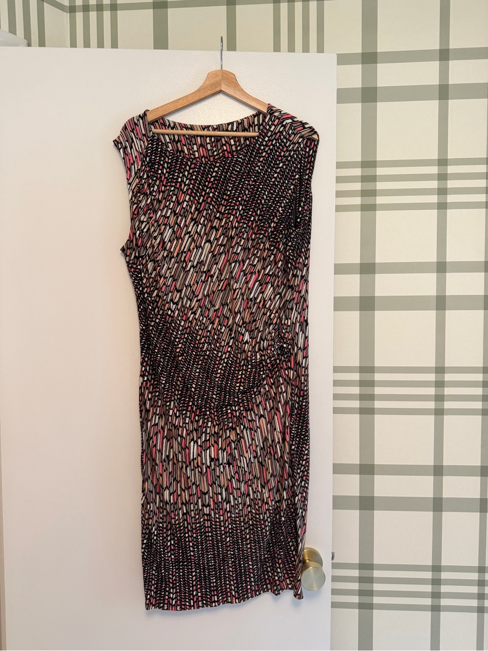 NIC+ZOE Black and Pink Abstract Sleeveless Dress